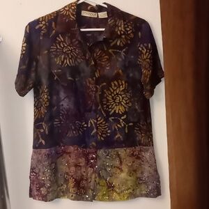 Button up colored short sleeve shirt with sequins nwot